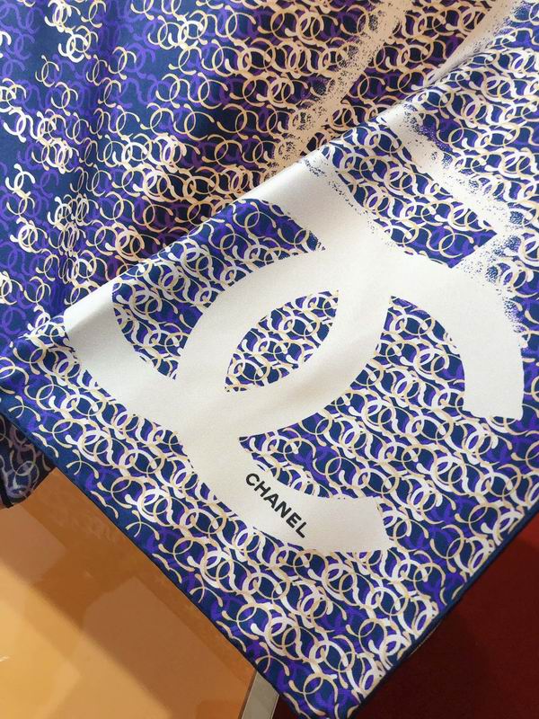 Chanel silk scarf 90X90cm E16 (6)